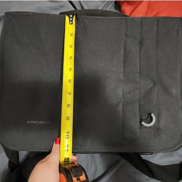 Laptop Bag Kroser for 17 inch laptops (used, good condition, no box nor tags) - Picture 2 of 13